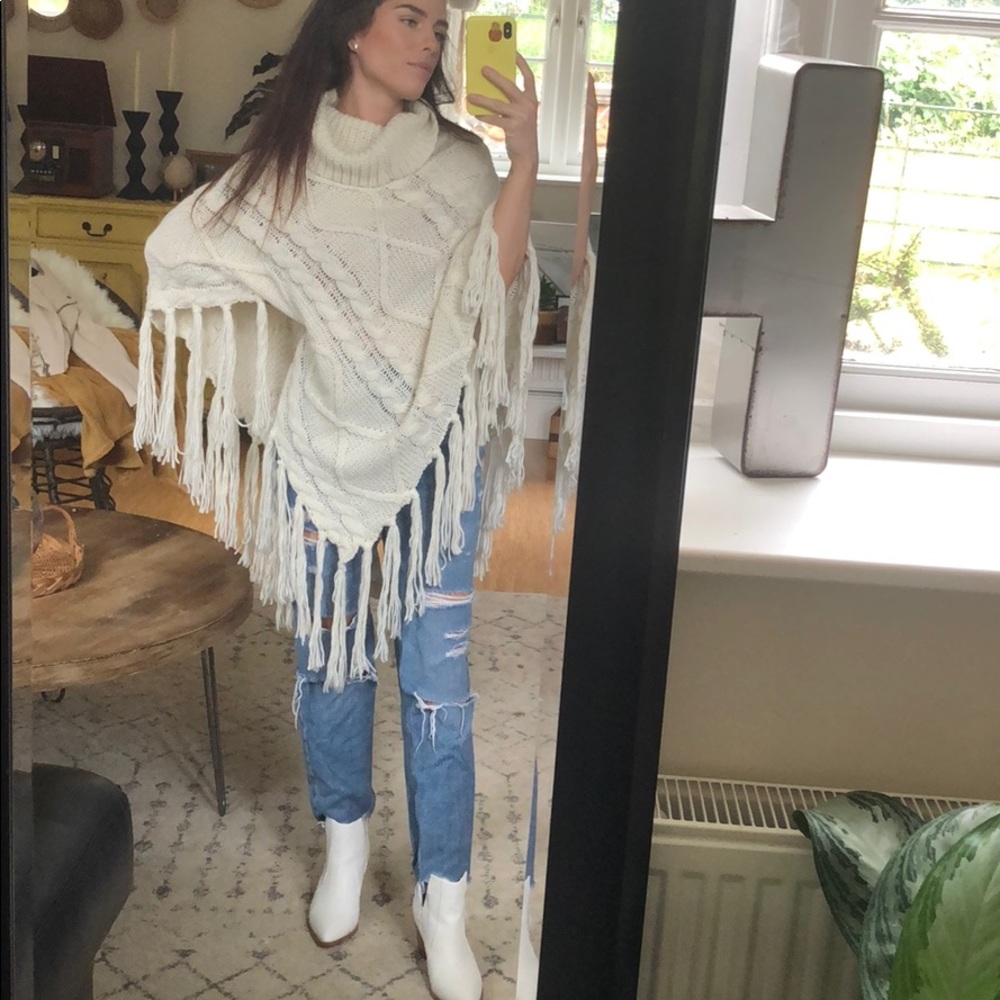 Crochet poncho boho style fringe